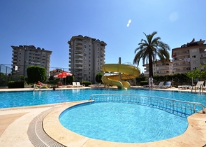 Светлая меблированная квартира для долгосрочной аренды в Джикджилли