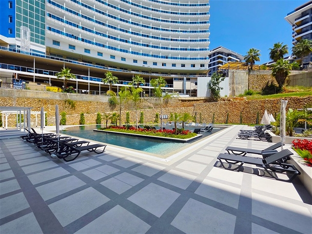 Современные апартаменты у моря в Тосмуре