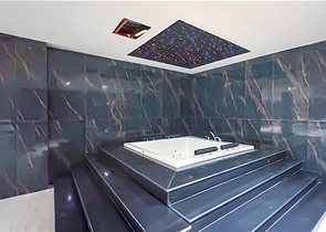 Современные апартаменты у моря в Тосмуре