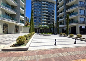 Современные апартаменты у моря в Тосмуре