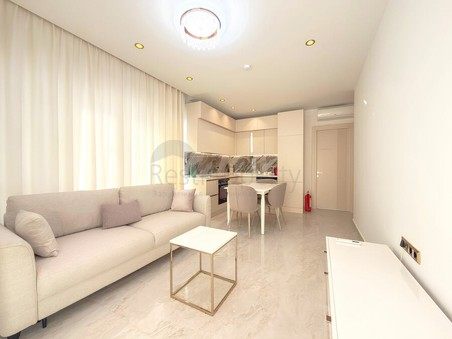 Стильная квартира формата 1+1 в Тосмуре