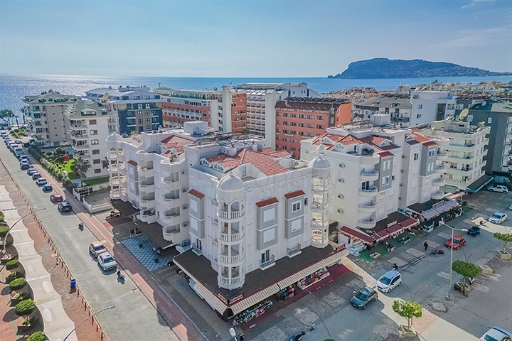 Просторная квартира 2+1 рядом с морем в Оба