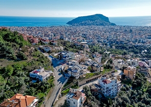 Пентхаус 3+1 с панорамным видом на море в Бекташ, Аланья