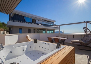 Пентхаус 3+1 с панорамным видом на море в Бекташ, Аланья