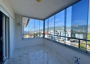 Квартира 2+1 с мебелью в зелёном районе Оба