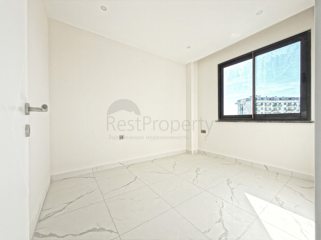 Светлая квартира 1+1 в комплексе с развитой инфраструктурой