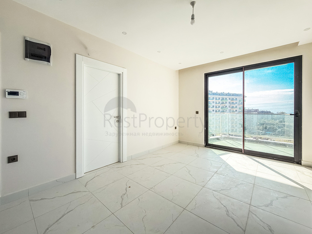 Светлая квартира 1+1 в комплексе с развитой инфраструктурой