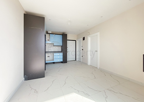 Светлая квартира 1+1 в комплексе с развитой инфраструктурой