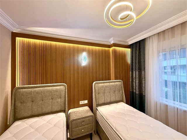 Просторная квартира 2+1 рядом с морем в тихом зеленом районе