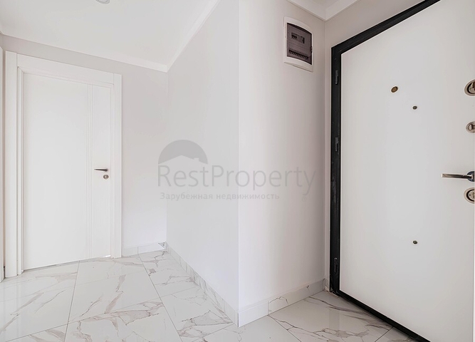 Квартира 2+1 в современном комплексе рядом с морем в Махмутларе