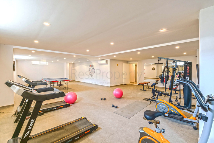 Квартира 2+1 в современном комплексе рядом с морем в Махмутларе