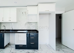 Квартира 2+1 в современном комплексе рядом с морем в Махмутларе