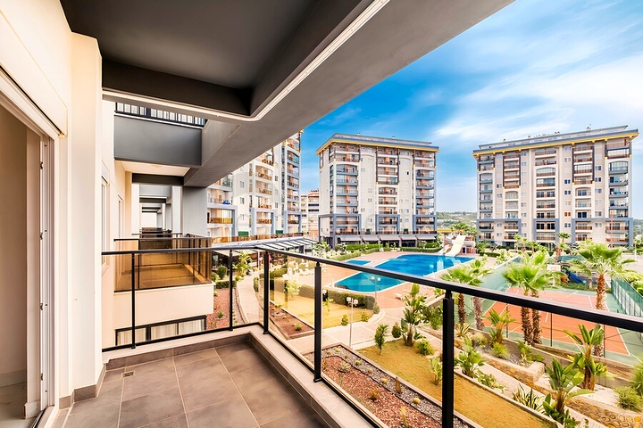 Светлая квартира 2+1 с богатой инфраструктурой в современном комплексе Авсаллара