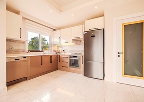 Светлая квартира 2+1 с богатой инфраструктурой в современном комплексе Авсаллара