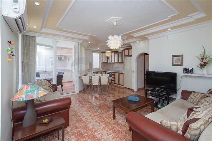 Просторная 2+1 квартира рядом с морем в Тосмуре