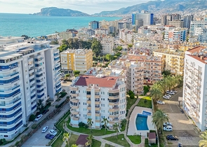 Просторная 2+1 квартира рядом с морем в Тосмуре