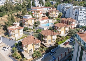 Вилла с просторной планировкой в районе Каргаджак