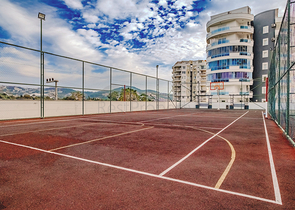 Просторная квартира 2+1 в современном комплексе в Махмутларе