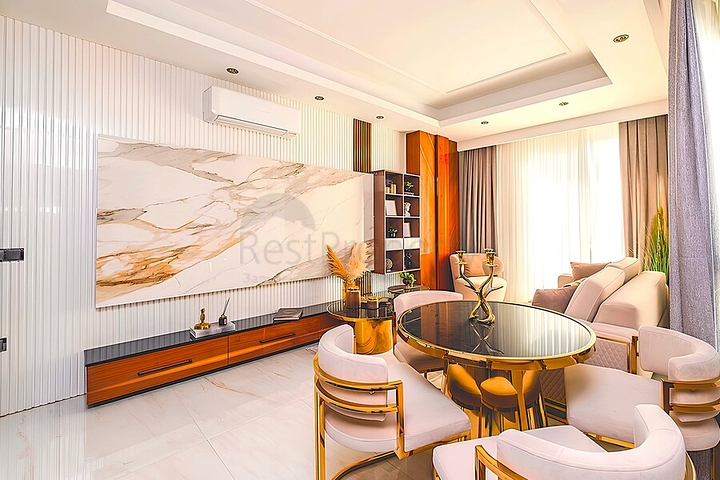 Стильная меблированная квартира с богатой инфраструктурой рядом с морем