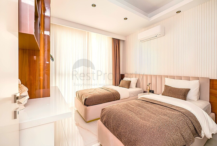 Стильная меблированная квартира с богатой инфраструктурой рядом с морем