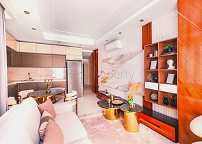 Стильная меблированная квартира с богатой инфраструктурой рядом с морем