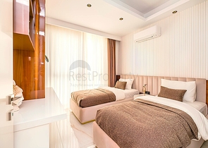 Стильная меблированная квартира с богатой инфраструктурой рядом с морем