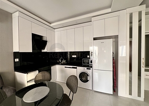 Комфортная меблированная квартира в современном комплексе в центре Махмутлара