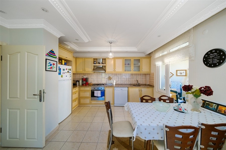 Просторная квартира 2+1 в престижной части района Клеопатра