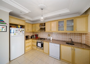 Просторная квартира 2+1 в престижной части района Клеопатра