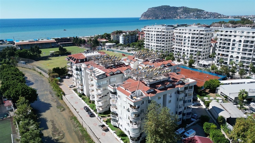 Просторная квартира 2+1 рядом с пляжем в районе Оба