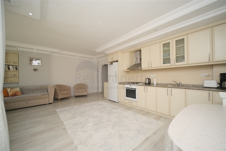 Просторная квартира 2+1 рядом с пляжем в районе Оба