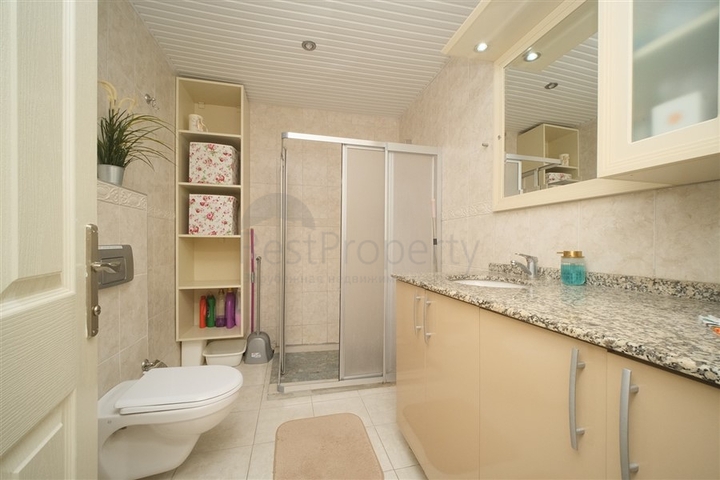 Просторная квартира 2+1 рядом с пляжем в районе Оба