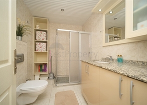 Просторная квартира 2+1 рядом с пляжем в районе Оба