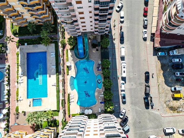 Просторная меблированная квартира 2+1 рядом с пляжем в районе Махмутлар