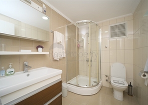 Просторная меблированная квартира 2+1 рядом с пляжем в районе Махмутлар