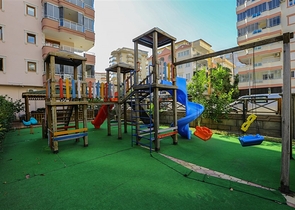 Просторная меблированная квартира 2+1 рядом с пляжем в районе Махмутлар