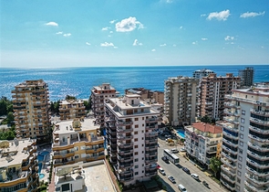 Просторная меблированная квартира 2+1 рядом с пляжем в районе Махмутлар