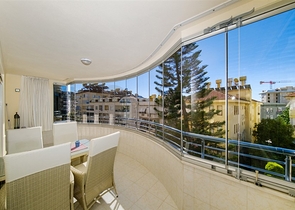 Просторная меблированная квартира 2+1 в районе Аланья центр