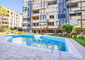 Просторная меблированная квартира в районе Оба