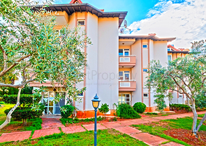 Просторная меблированная вилла всего в 50 м от моря в районе Паяллар / Аланья