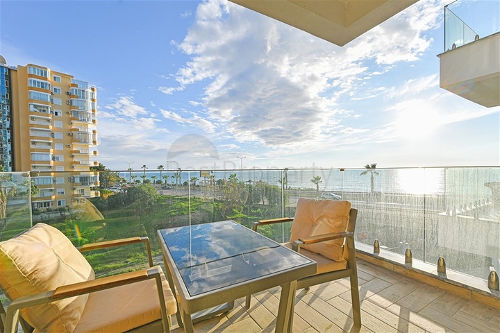 Двухкомнатная квартира с богатой инфраструктурой в районе Махмутлар