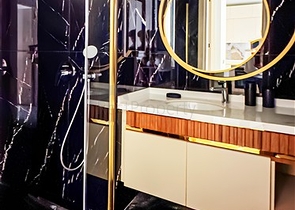 Двухкомнатная квартира с современным оснащением в центре Аланьи