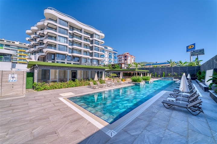 Трёхкомнатный пентхаус с террасой и развитой инфраструктурой в районе Каргыджак