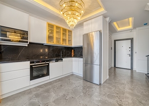 Трёхкомнатный пентхаус с террасой и развитой инфраструктурой в районе Каргыджак