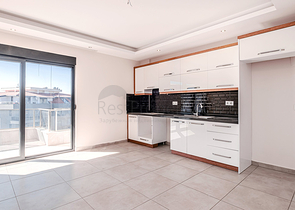 Пентхаус 6+1 с террасами в районе Оба