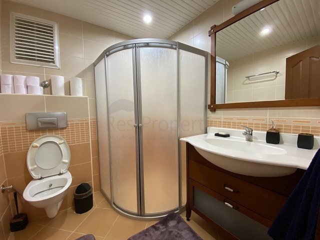 Трёхкомнатная квартира с большой площадью и развитой инфраструктурой в районе Махмутлар