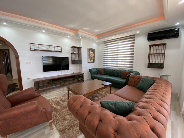 Трёхкомнатная квартира с большой площадью и развитой инфраструктурой в районе Махмутлар