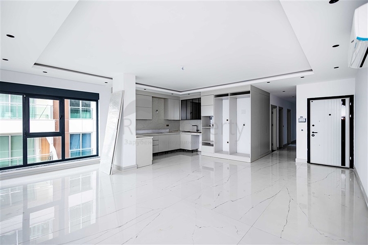 Пятикомнатная квартира 4+1 с террасой и расширенной инфраструктурой в районе Каргыджак