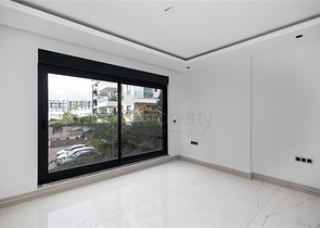 Пятикомнатная квартира 4+1 с террасой и расширенной инфраструктурой в районе Каргыджак