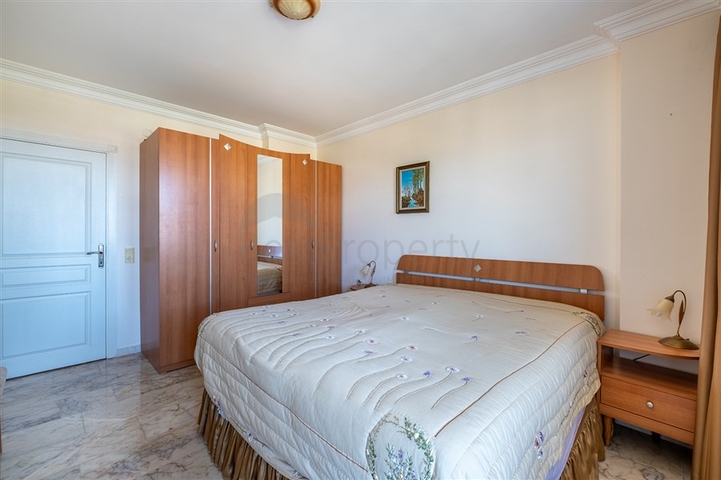 Двухкомнатная квартира с удобной планировкой в районе Махмутлар